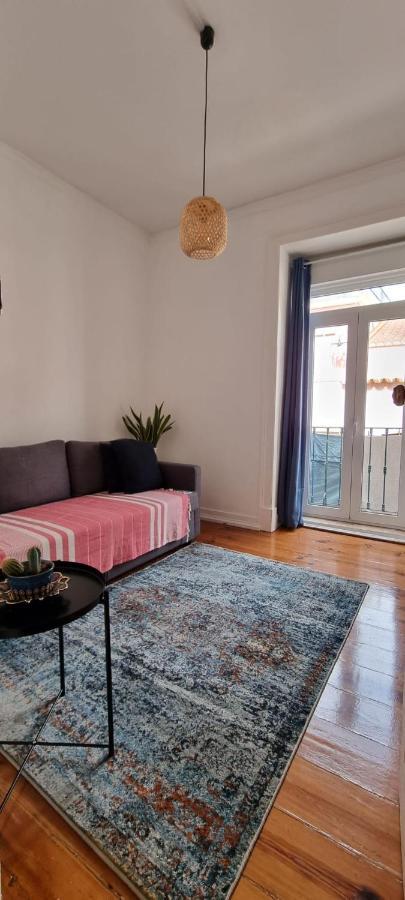 Charming Central Apartment To Rent Lizbona Zewnętrze zdjęcie